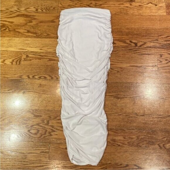 Pretty Little Thing Women's Midi Dress Tube Ruched Side Strapless White Draped - Picture 4 of 12